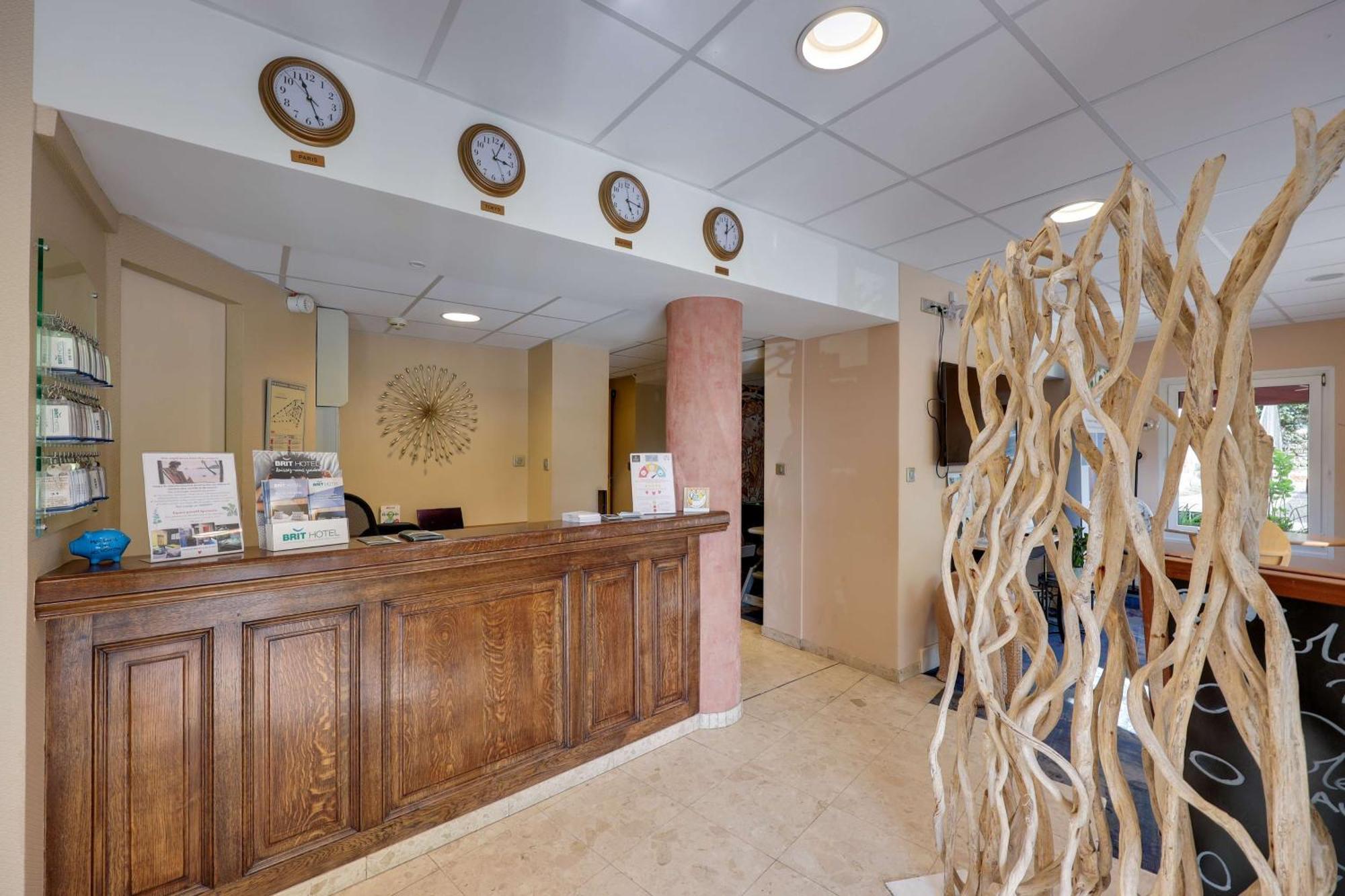 Brit Hotel & Spa Le Roc Au Chien Bagnoles de l'Orne Normandie Dış mekan fotoğraf
