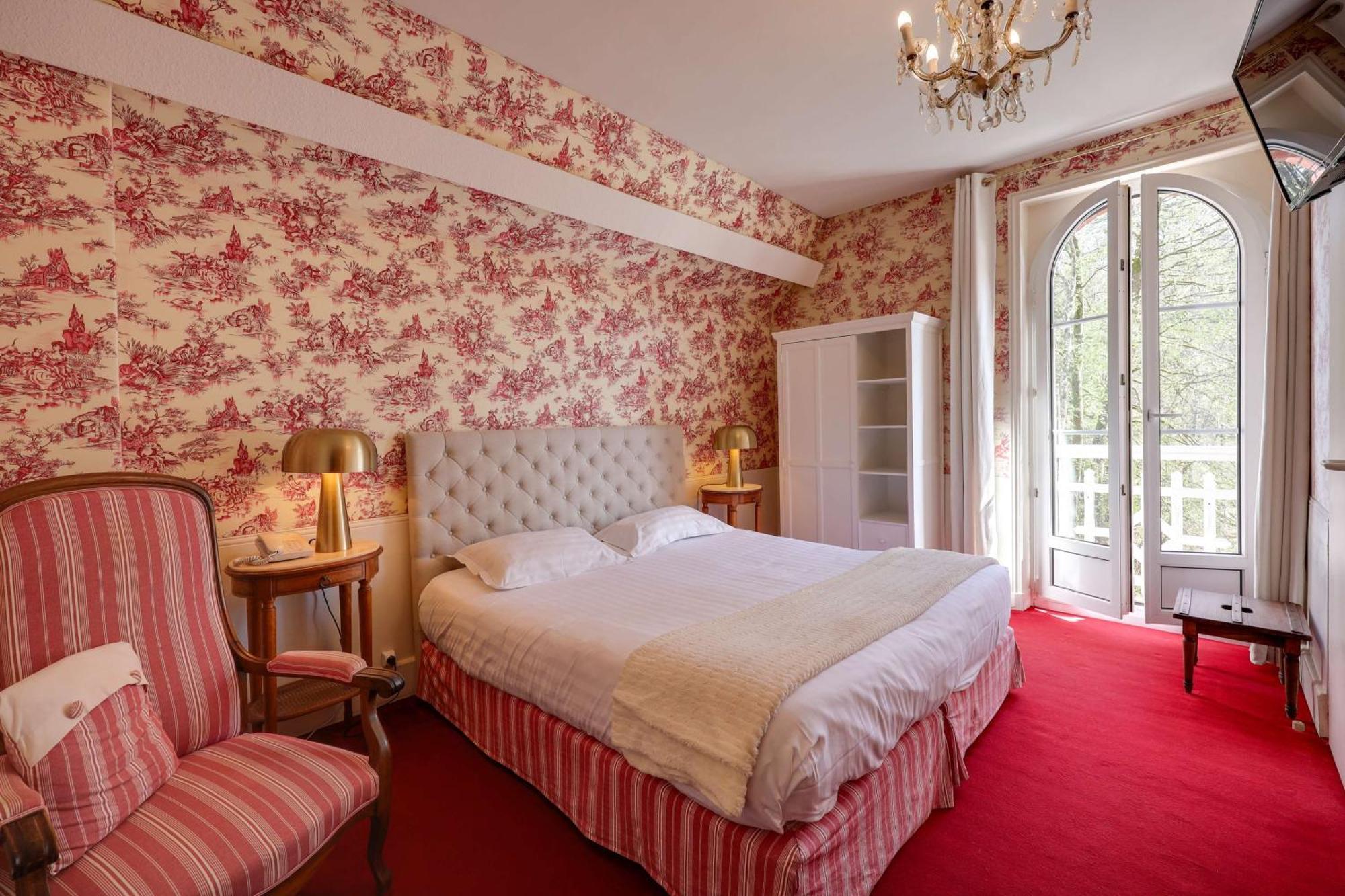 Brit Hotel & Spa Le Roc Au Chien Bagnoles de l'Orne Normandie Dış mekan fotoğraf