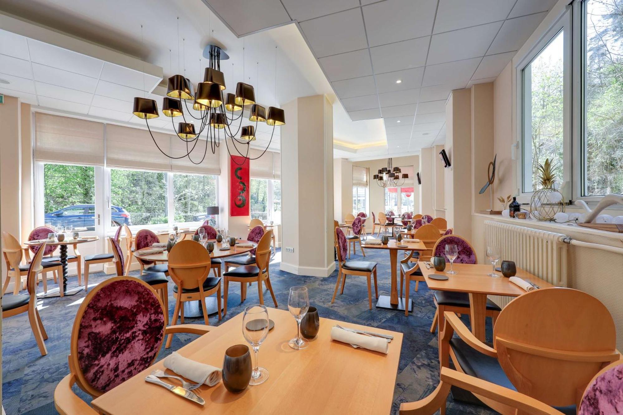 Brit Hotel & Spa Le Roc Au Chien Bagnoles de l'Orne Normandie Dış mekan fotoğraf