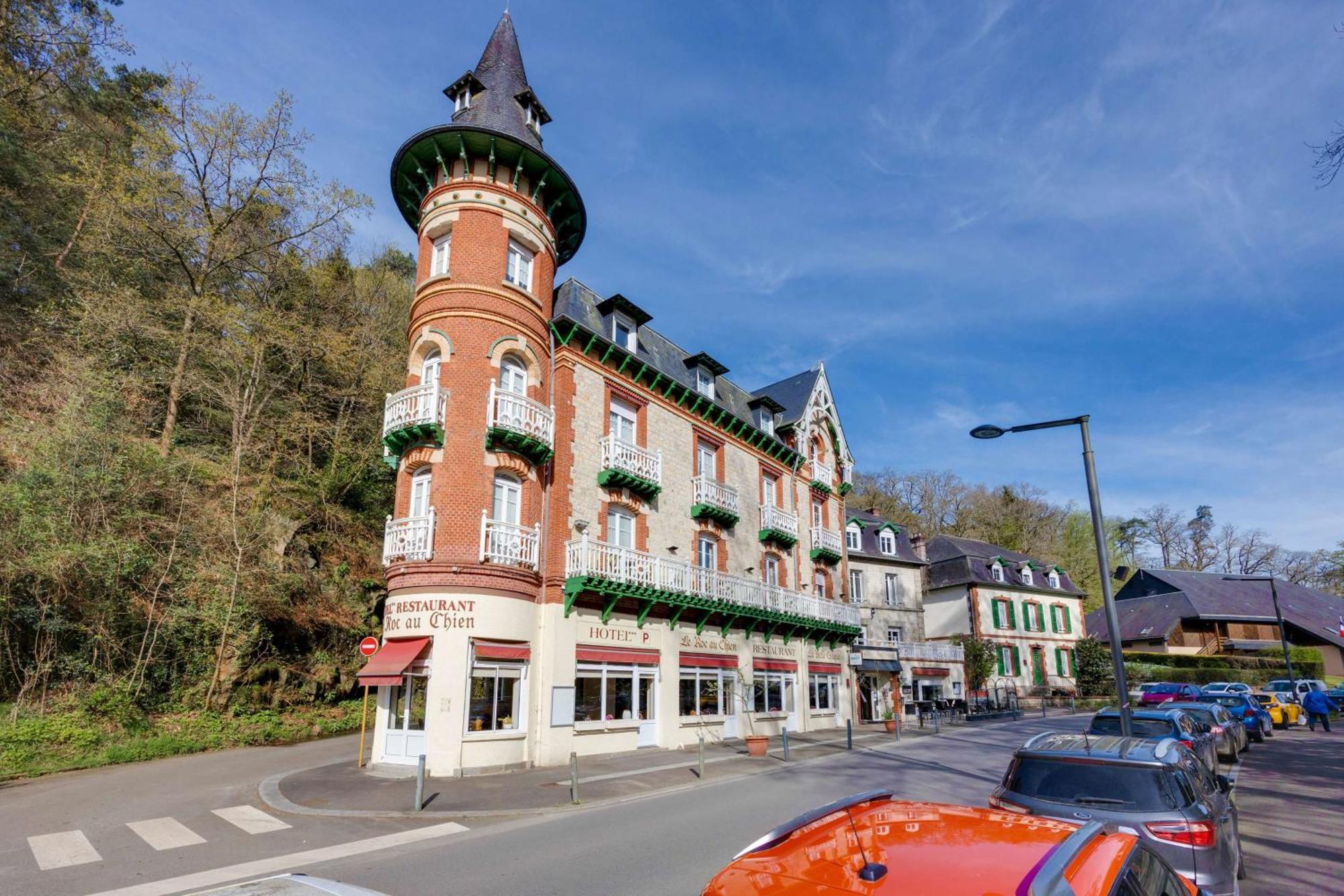 Brit Hotel & Spa Le Roc Au Chien Bagnoles de l'Orne Normandie Dış mekan fotoğraf