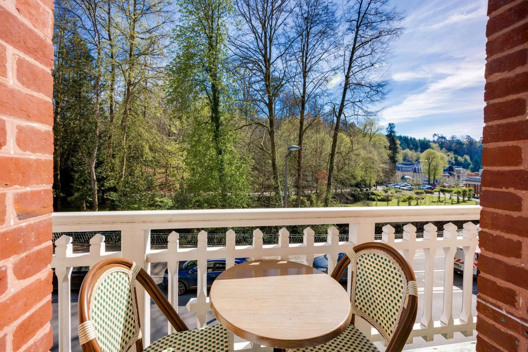 Brit Hotel & Spa Le Roc Au Chien Bagnoles de l'Orne Normandie Dış mekan fotoğraf